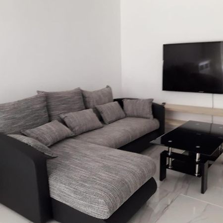 Jona Apt Ламантен Экстерьер фото
